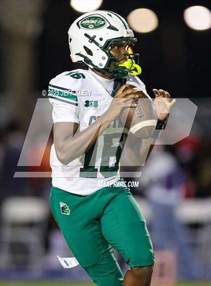 Thumbnail 1 in Central @ Northwestern (FHSAA 3A Regional Final) photogallery.