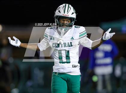 Thumbnail 3 in Central @ Northwestern (FHSAA 3A Regional Final) photogallery.