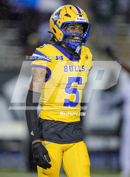 Thumbnail 3 in Central @ Northwestern (FHSAA 3A Regional Final) photogallery.