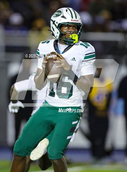 Thumbnail 2 in Central @ Northwestern (FHSAA 3A Regional Final) photogallery.