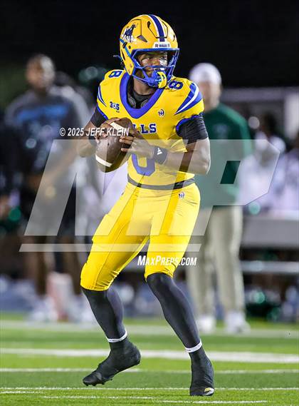 Thumbnail 3 in Central @ Northwestern (FHSAA 3A Regional Final) photogallery.