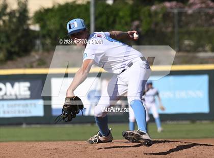 Thumbnail 1 in Laguna Hills @ University photogallery.