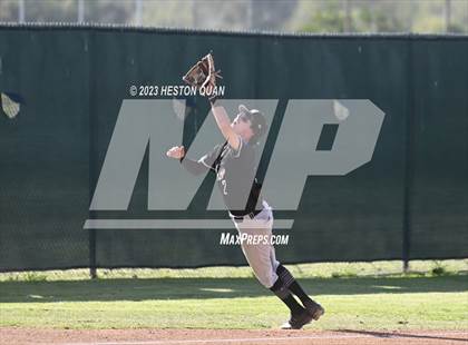 Thumbnail 2 in Laguna Hills @ University photogallery.