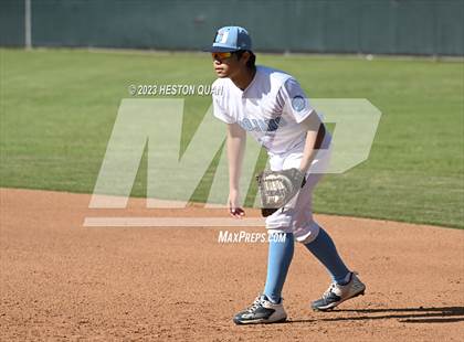 Thumbnail 1 in Laguna Hills @ University photogallery.