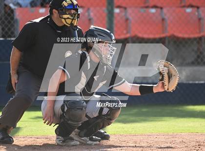 Thumbnail 1 in Laguna Hills @ University photogallery.