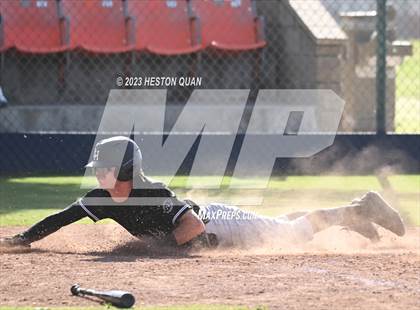 Thumbnail 1 in Laguna Hills @ University photogallery.
