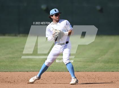 Thumbnail 1 in Laguna Hills @ University photogallery.