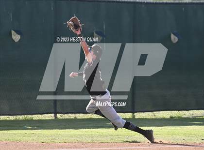 Thumbnail 1 in Laguna Hills @ University photogallery.