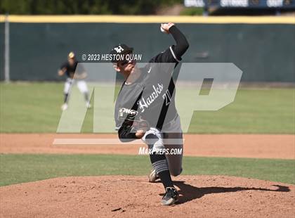 Thumbnail 1 in Laguna Hills @ University photogallery.