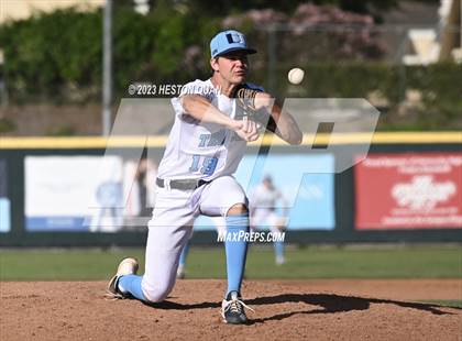 Thumbnail 1 in Laguna Hills @ University photogallery.