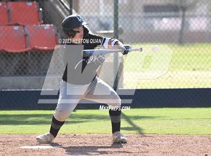 Thumbnail 1 in Laguna Hills @ University photogallery.