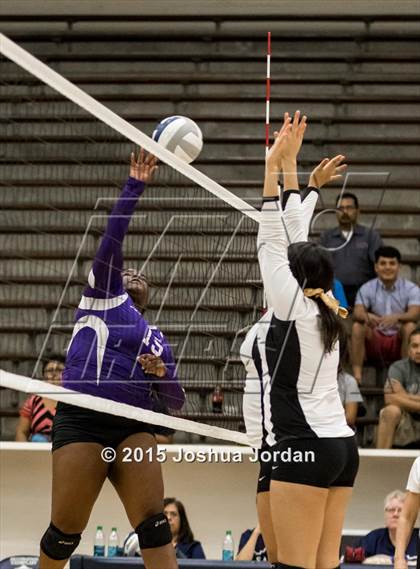 Thumbnail 3 in Brackenridge @ Edison photogallery.