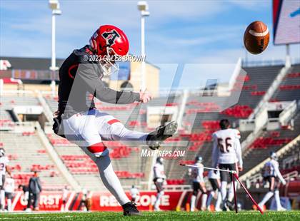 Thumbnail 1 in American Fork vs. Skyridge (UHSAA 6A Semifinal) photogallery.