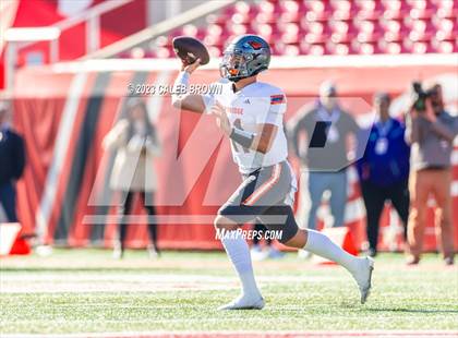 Thumbnail 2 in American Fork vs. Skyridge (UHSAA 6A Semifinal) photogallery.