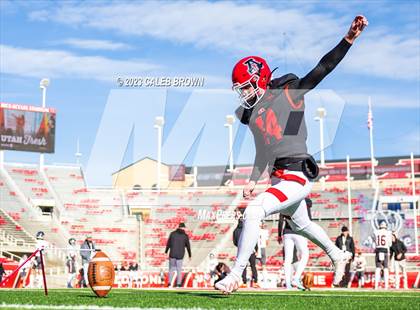 Thumbnail 3 in American Fork vs. Skyridge (UHSAA 6A Semifinal) photogallery.