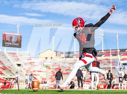 Thumbnail 1 in American Fork vs. Skyridge (UHSAA 6A Semifinal) photogallery.