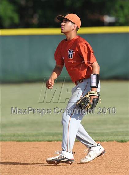 Thumbnail 3 in Sachse vs White (Texas 5A Region II Playoffs) photogallery.
