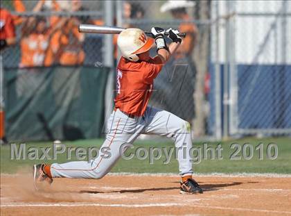 Thumbnail 3 in Sachse vs White (Texas 5A Region II Playoffs) photogallery.