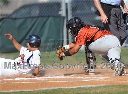 Thumbnail 3 in Sachse vs White (Texas 5A Region II Playoffs) photogallery.