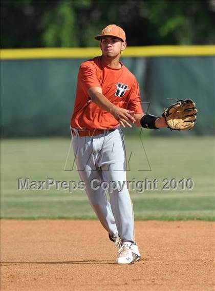 Thumbnail 1 in Sachse vs White (Texas 5A Region II Playoffs) photogallery.