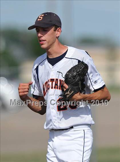 Thumbnail 1 in Sachse vs White (Texas 5A Region II Playoffs) photogallery.