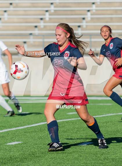 Thumbnail 2 in Cy-Fair vs Tompkins (UIL 6A Area PlayOffs) photogallery.