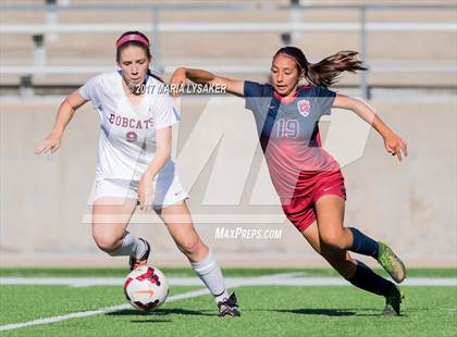Thumbnail 2 in Cy-Fair vs Tompkins (UIL 6A Area PlayOffs) photogallery.