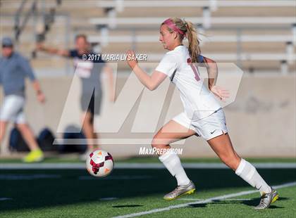 Thumbnail 1 in Cy-Fair vs Tompkins (UIL 6A Area PlayOffs) photogallery.