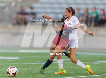 Thumbnail 1 in Cy-Fair vs Tompkins (UIL 6A Area PlayOffs) photogallery.