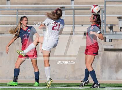 Thumbnail 3 in Cy-Fair vs Tompkins (UIL 6A Area PlayOffs) photogallery.