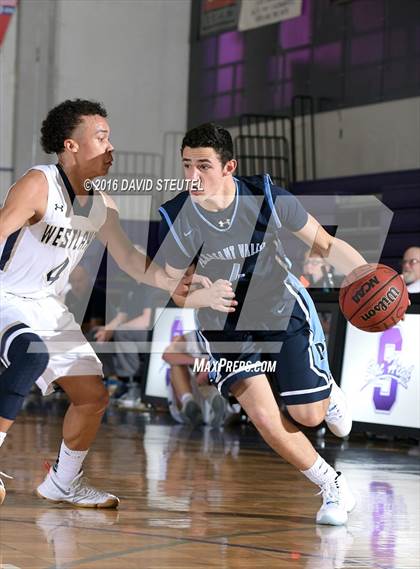Thumbnail 2 in Pleasant Valley vs. Westlake (St. Hope Elite Classic) photogallery.