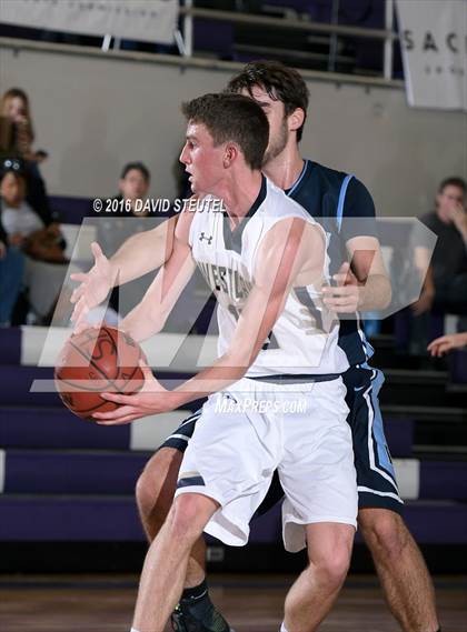 Thumbnail 3 in Pleasant Valley vs. Westlake (St. Hope Elite Classic) photogallery.