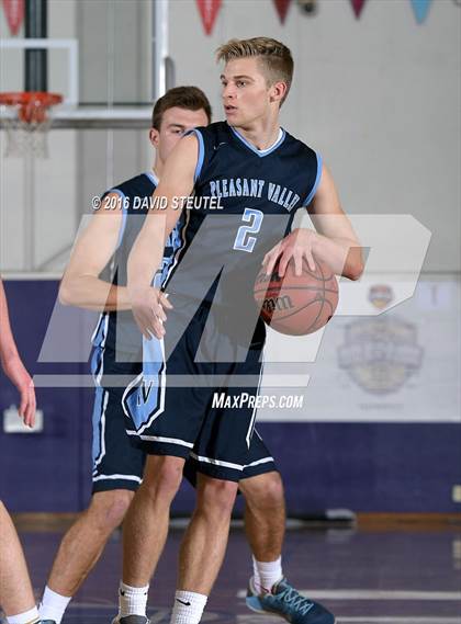 Thumbnail 2 in Pleasant Valley vs. Westlake (St. Hope Elite Classic) photogallery.