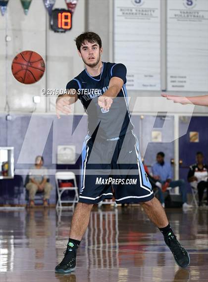 Thumbnail 2 in Pleasant Valley vs. Westlake (St. Hope Elite Classic) photogallery.