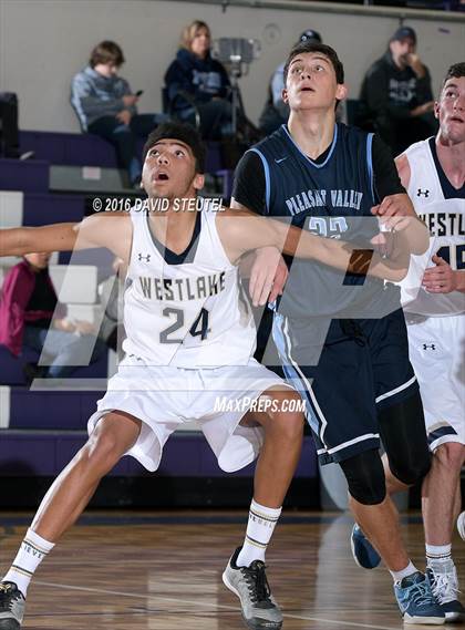 Thumbnail 2 in Pleasant Valley vs. Westlake (St. Hope Elite Classic) photogallery.