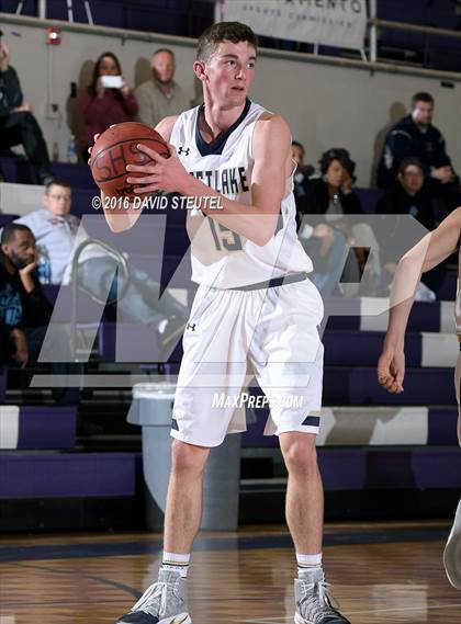 Thumbnail 1 in Pleasant Valley vs. Westlake (St. Hope Elite Classic) photogallery.