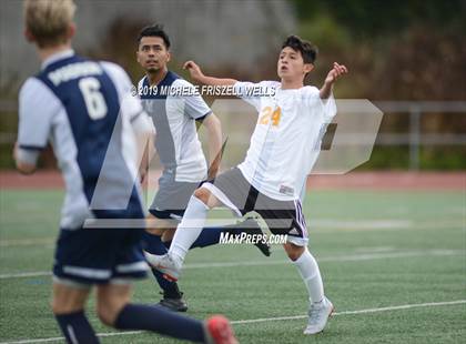 Thumbnail 2 in Madison vs. Mount Miguel (Grossmont Holiday Tournament) photogallery.