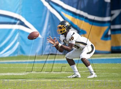 Thumbnail 2 in St. Augustine vs. Mission Bay (CIF SDS D2 Final) photogallery.