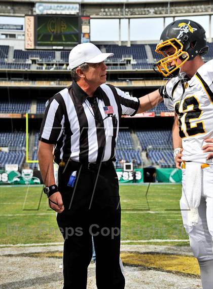 Thumbnail 1 in St. Augustine vs. Mission Bay (CIF SDS D2 Final) photogallery.