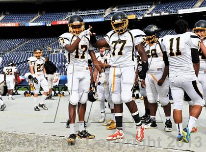 Thumbnail 2 in St. Augustine vs. Mission Bay (CIF SDS D2 Final) photogallery.