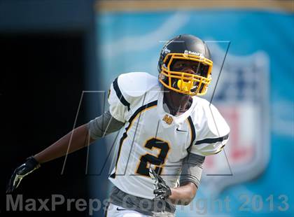 Thumbnail 1 in St. Augustine vs. Mission Bay (CIF SDS D2 Final) photogallery.