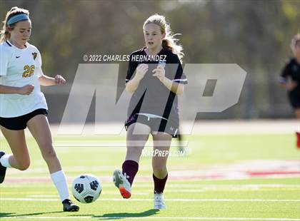 Thumbnail 2 in Klein Oak vs A&M Consolidated (College Station Classic) photogallery.