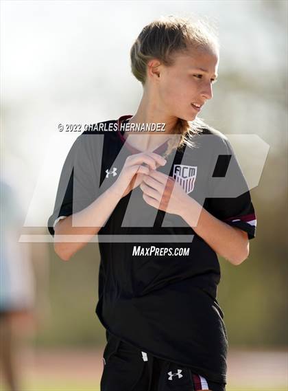 Thumbnail 1 in Klein Oak vs A&M Consolidated (College Station Classic) photogallery.
