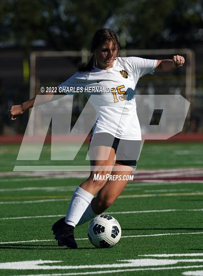 Thumbnail 2 in Klein Oak vs A&M Consolidated (College Station Classic) photogallery.