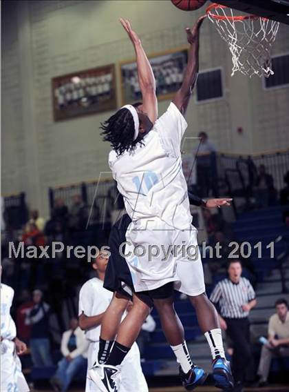 Thumbnail 1 in Columbia vs. Lee photogallery.