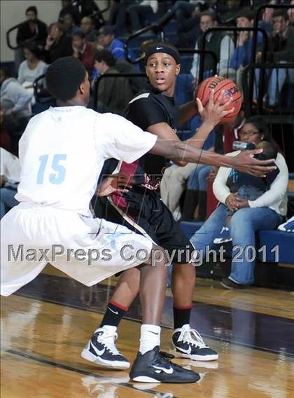 Thumbnail 1 in Columbia vs. Lee photogallery.