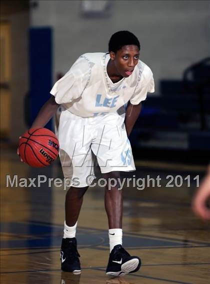 Thumbnail 3 in Columbia vs. Lee photogallery.