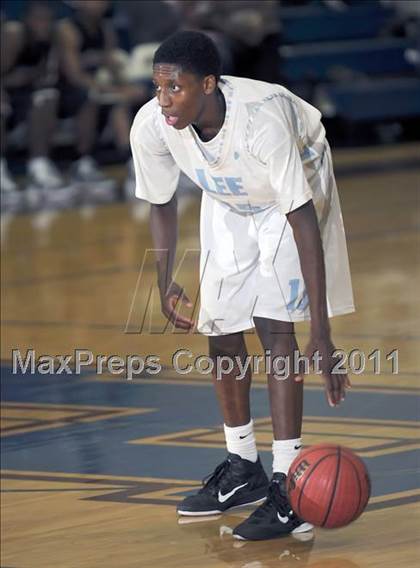 Thumbnail 2 in Columbia vs. Lee photogallery.