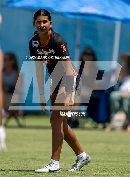 Thumbnail 2 in Huntington Beach vs. Mira Costa photogallery.