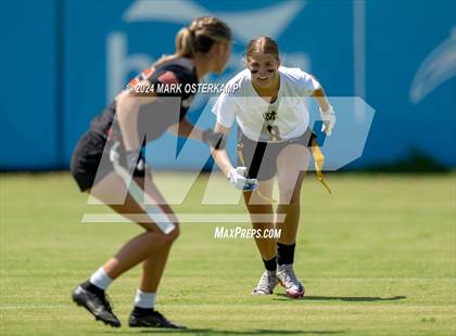 Thumbnail 2 in Huntington Beach vs. Mira Costa photogallery.